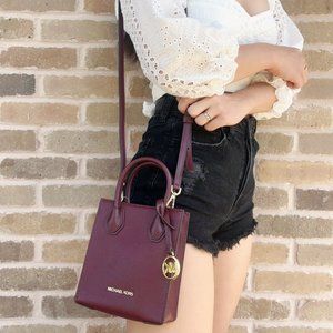 Michael Kors Extra Small Phone Shopper Crossbody Bag Leather